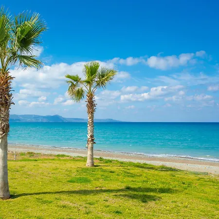 Panorama Tria Villa Dhrousha