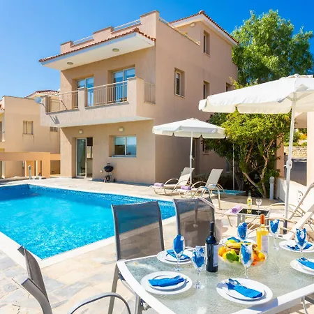 Panorama Tria * Dhrousha